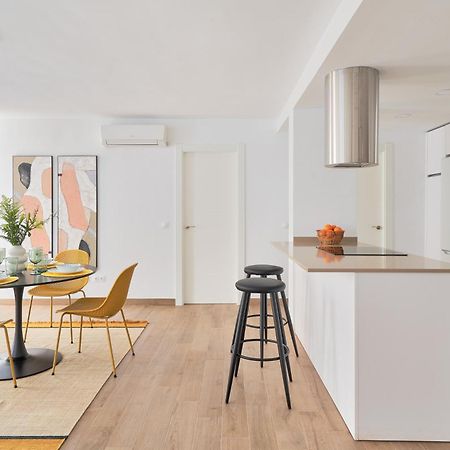 Apartamento En Primera Linea De Playa En La Malagueta Màlaga Exteriér fotografie